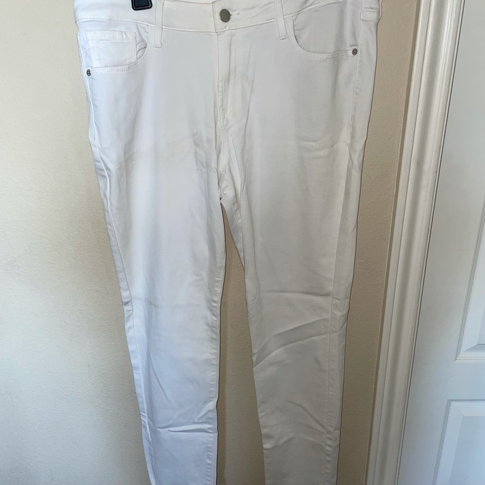 White old navy jeans